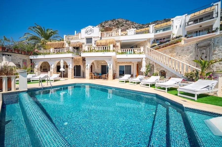 Villa in Komurluk for sale